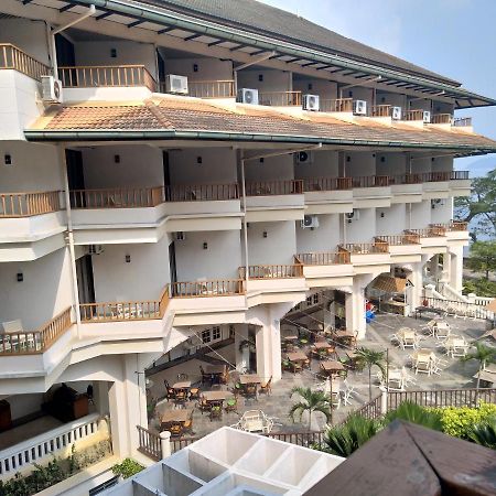 The Orient Star Resort Lumut Buitenkant foto