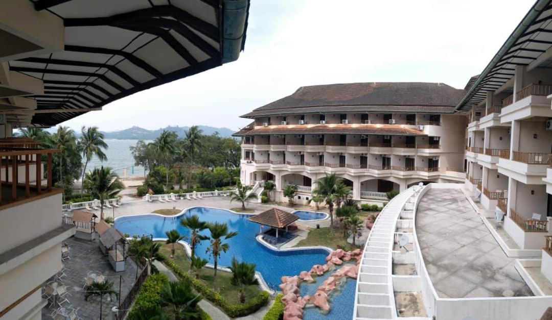 The Orient Star Resort Lumut Buitenkant foto